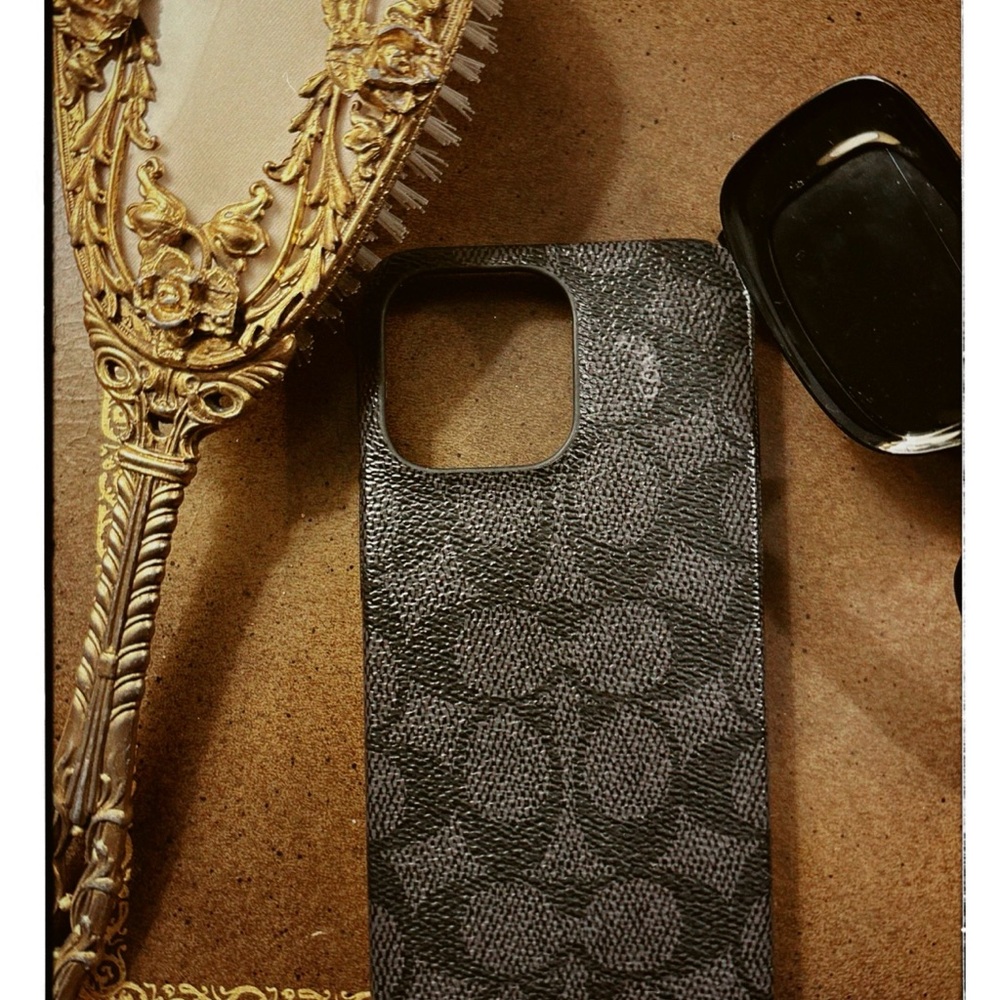 COACH signature iPhone 15 Pro Max Case - Black/Gray Monogram